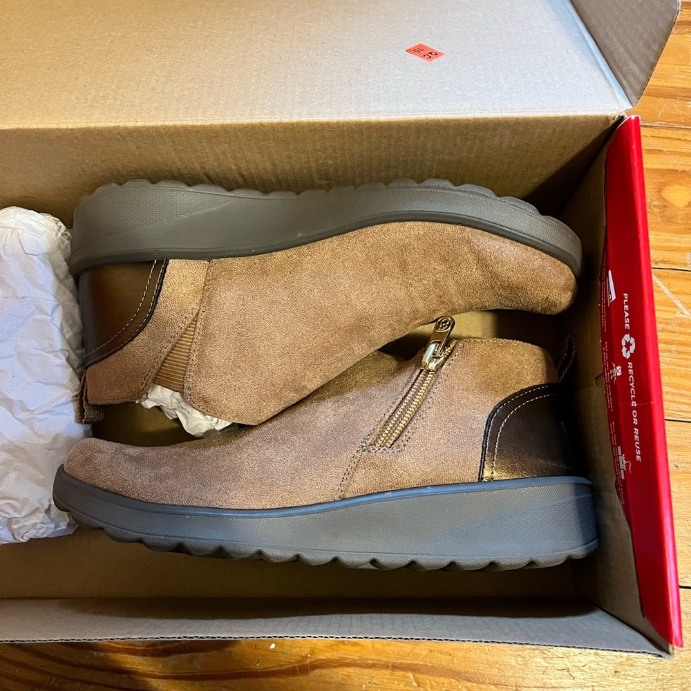Bzees Women's Taupe Suede Chukka Boots with Side Zip